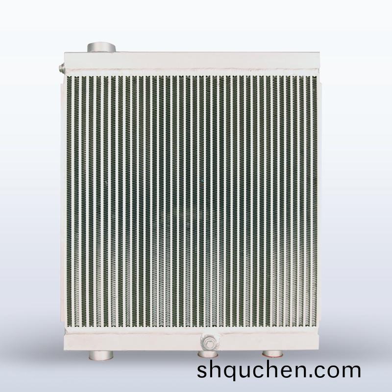 油(you)冷(leng)卻器